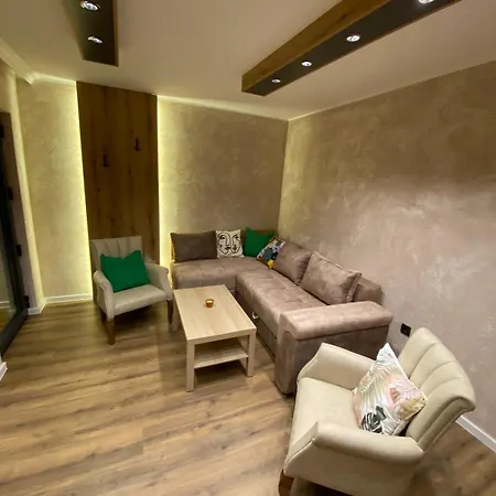 Santa Barbara River Apartment Belgrade